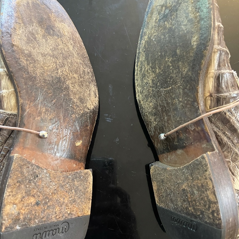 Mauri Shoe - Picture 2 of 4